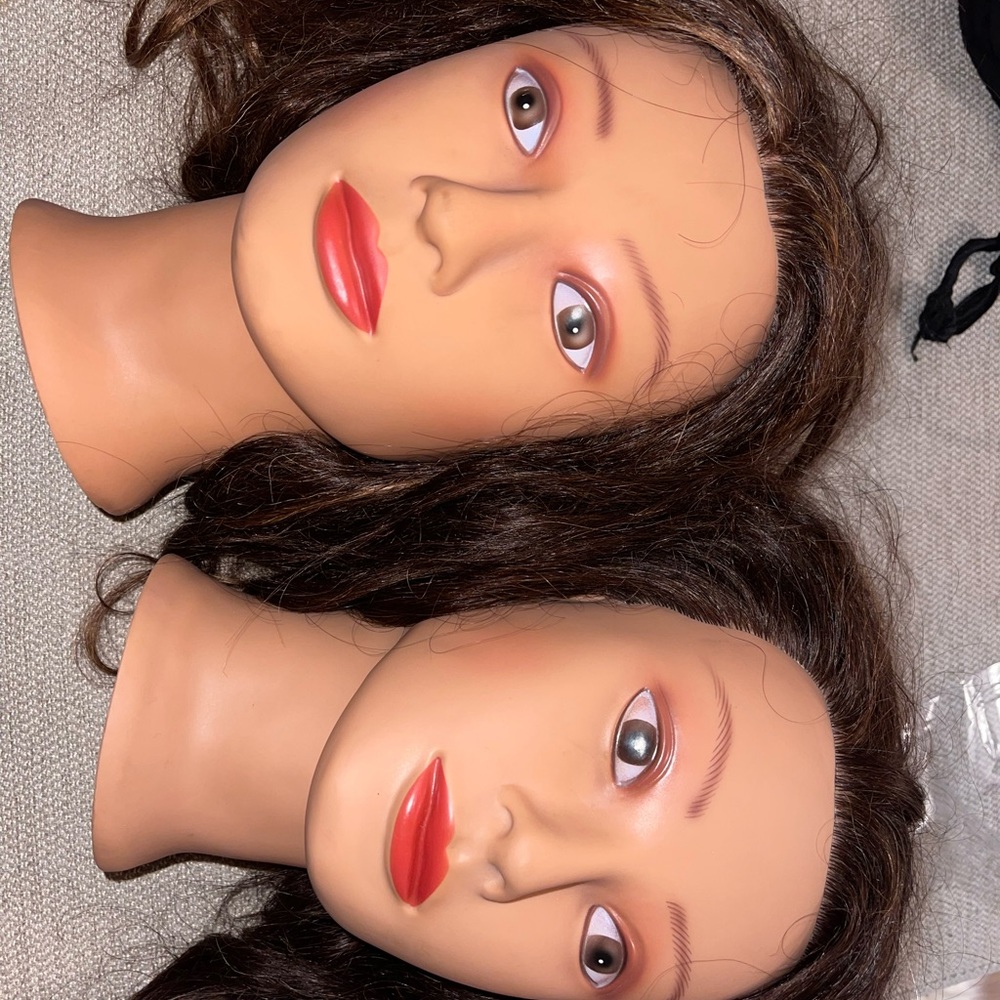 Mannequin heads